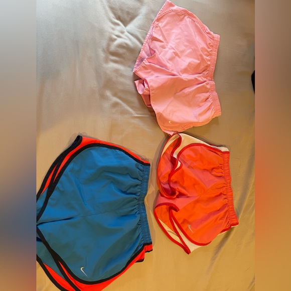 Bundle 4 Nike Shorts - Picture 1 of 7